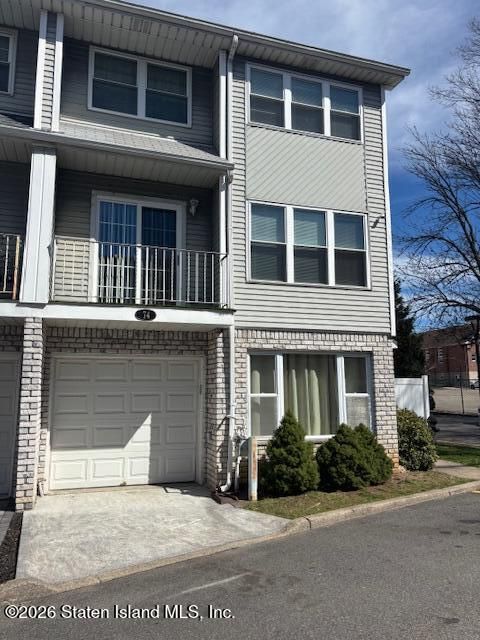 Photo of 74 Vogel Loop, Staten Island, NY 10314 (MLS # 2601533)