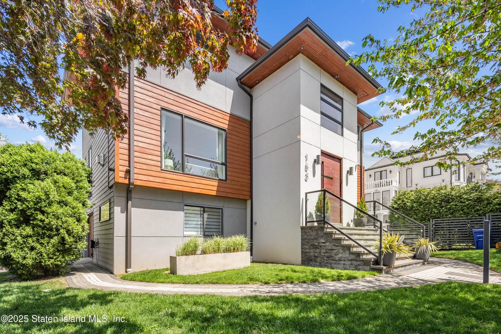 Photo of 153 Fine Boulevard, Staten Island, NY 10314 (MLS # 2503378)