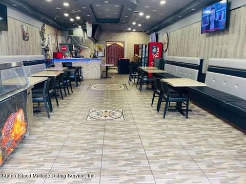 Photo of 1351 Forest Avenue #5, Staten Island, NY 10302 (MLS # 1159177)