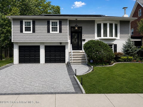 Homes For Sale - 43 Morse Avenue<br/> Staten Island, NY 10314
