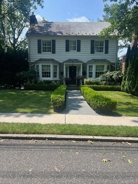 Photo of 38 Lakewood Road Rd, Staten Island, NY 10301 (MLS # 2404509)