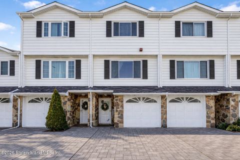 Photo of 233 Carlyle Green, Staten Island, NY 10312 (MLS # 2600671)