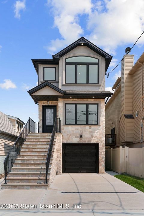 Photo of 443 Manhattan Street, Staten Island, NY 10307 (MLS # 2504576)