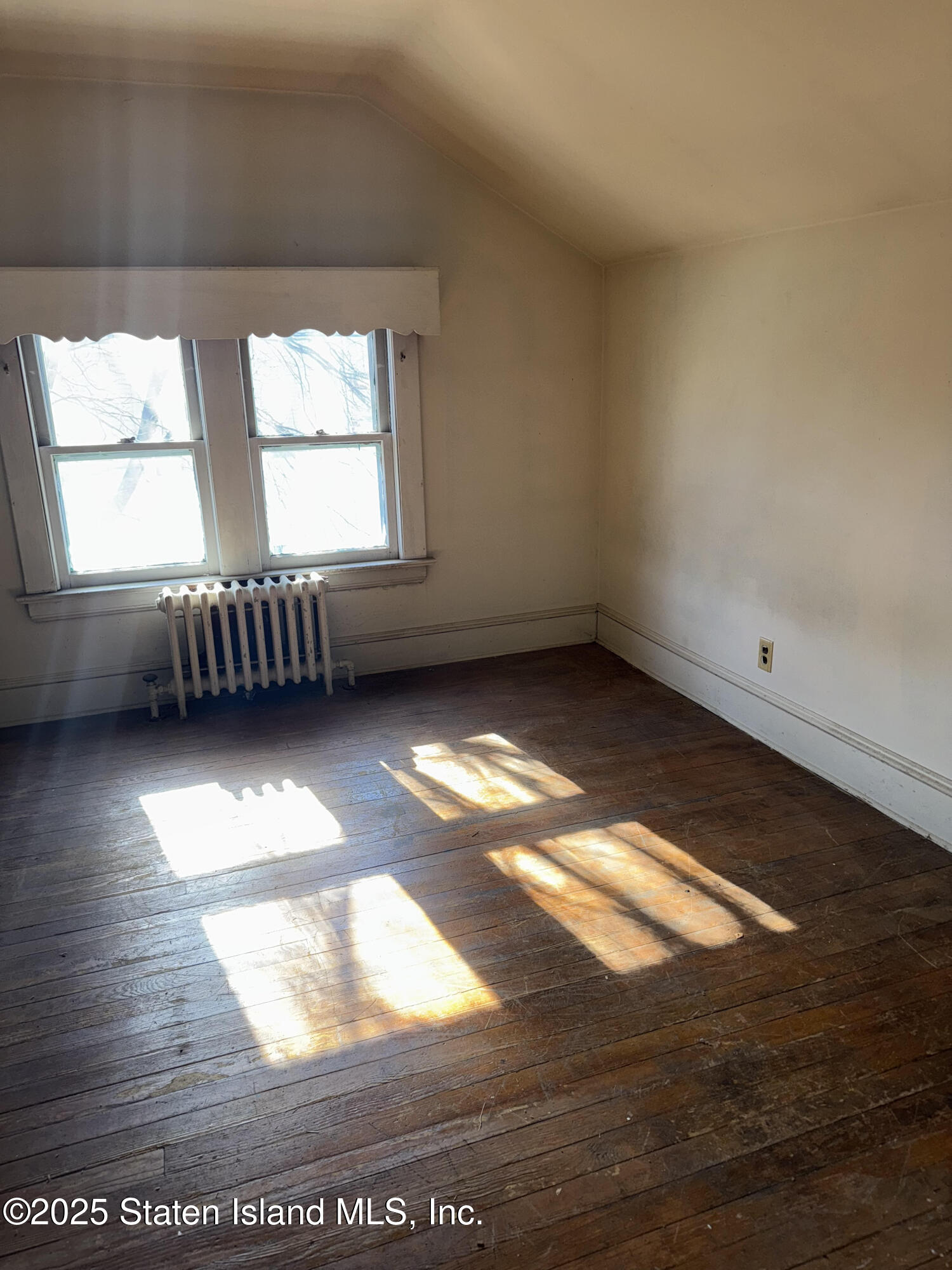 225 Livermore Avenue, Staten Island, New York image 5