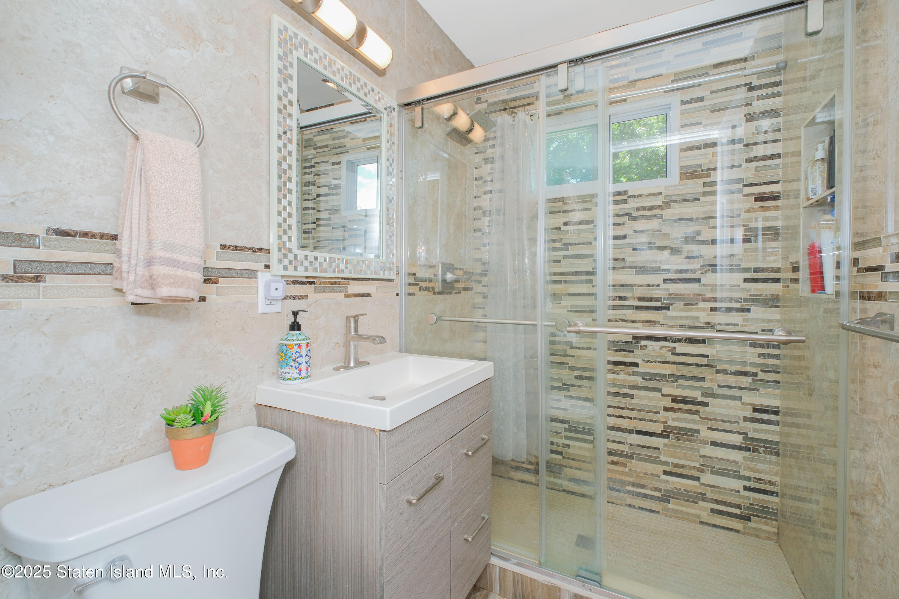 16 Fieldway Avenue, Staten Island, New York image 20