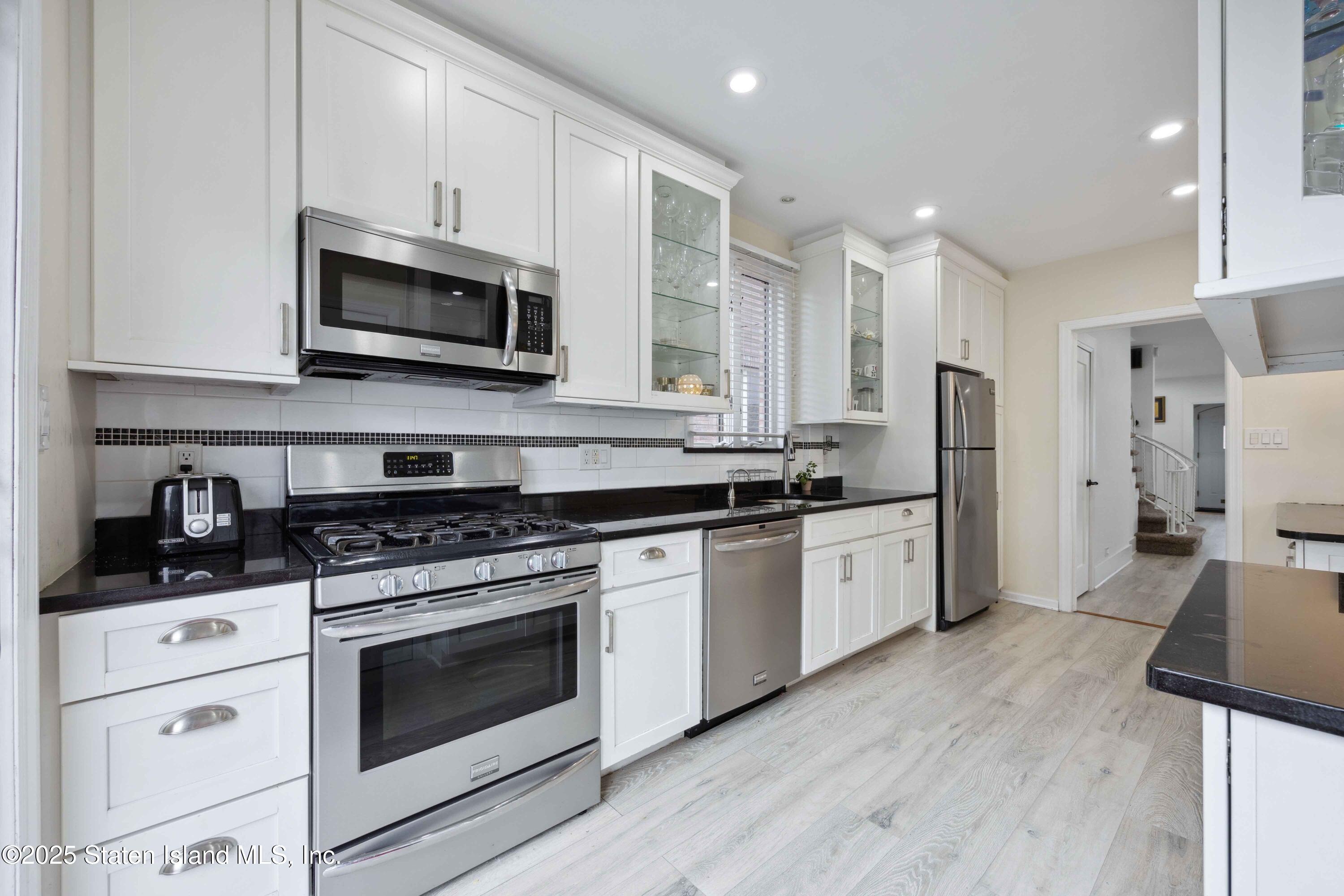 17 Coleridge Street, Brooklyn, New York image 9