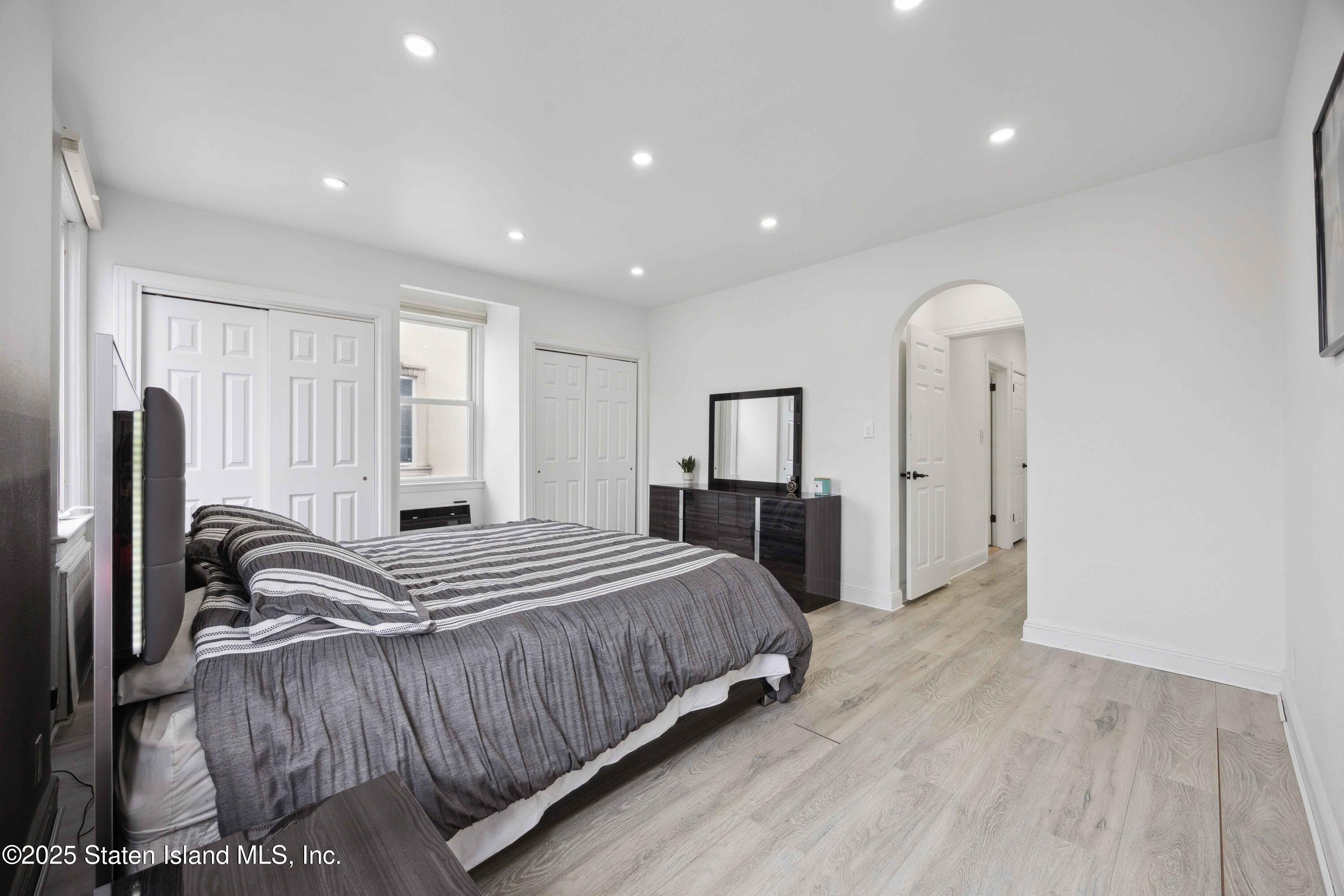 17 Coleridge Street, Brooklyn, New York image 14