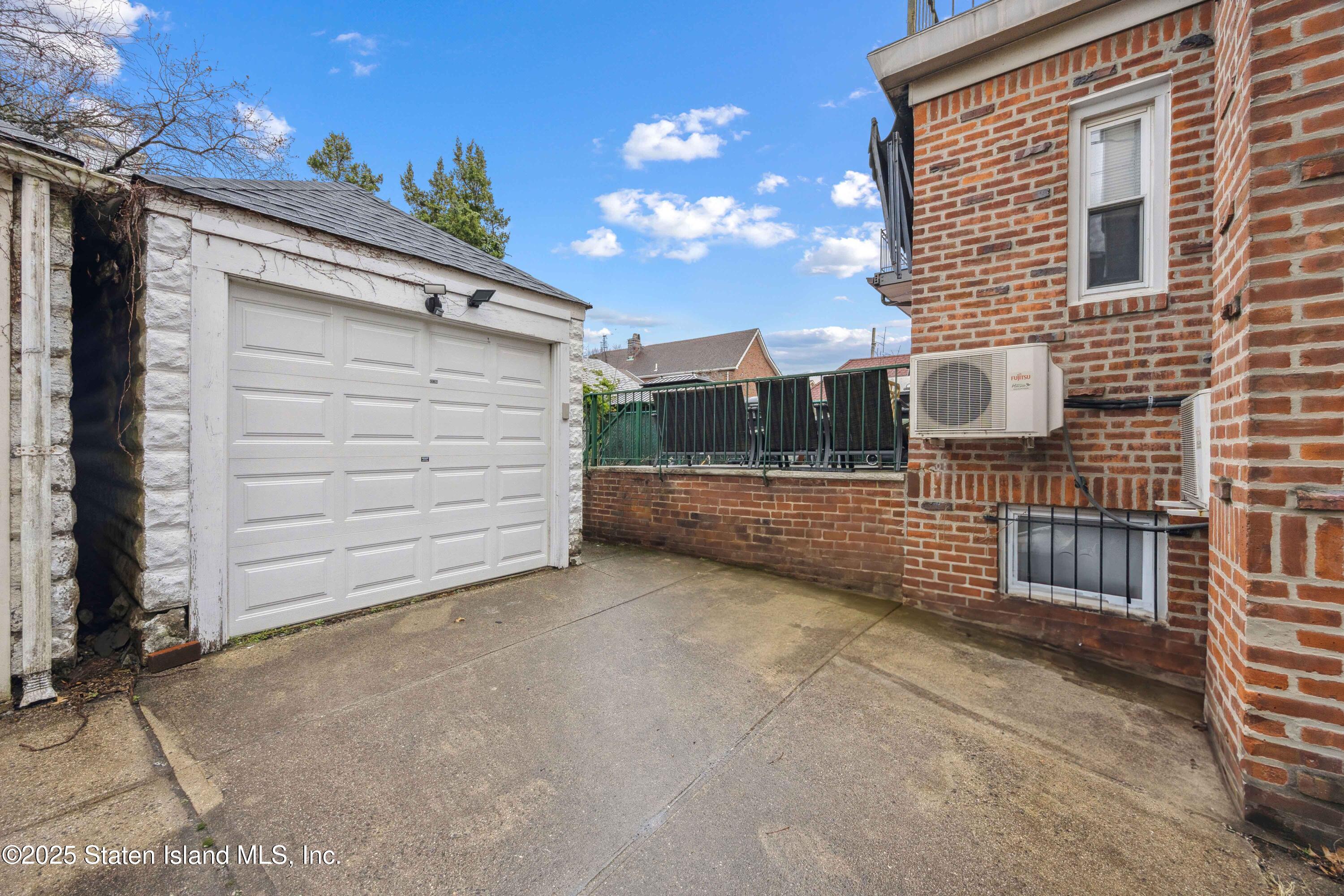 17 Coleridge Street, Brooklyn, New York image 22