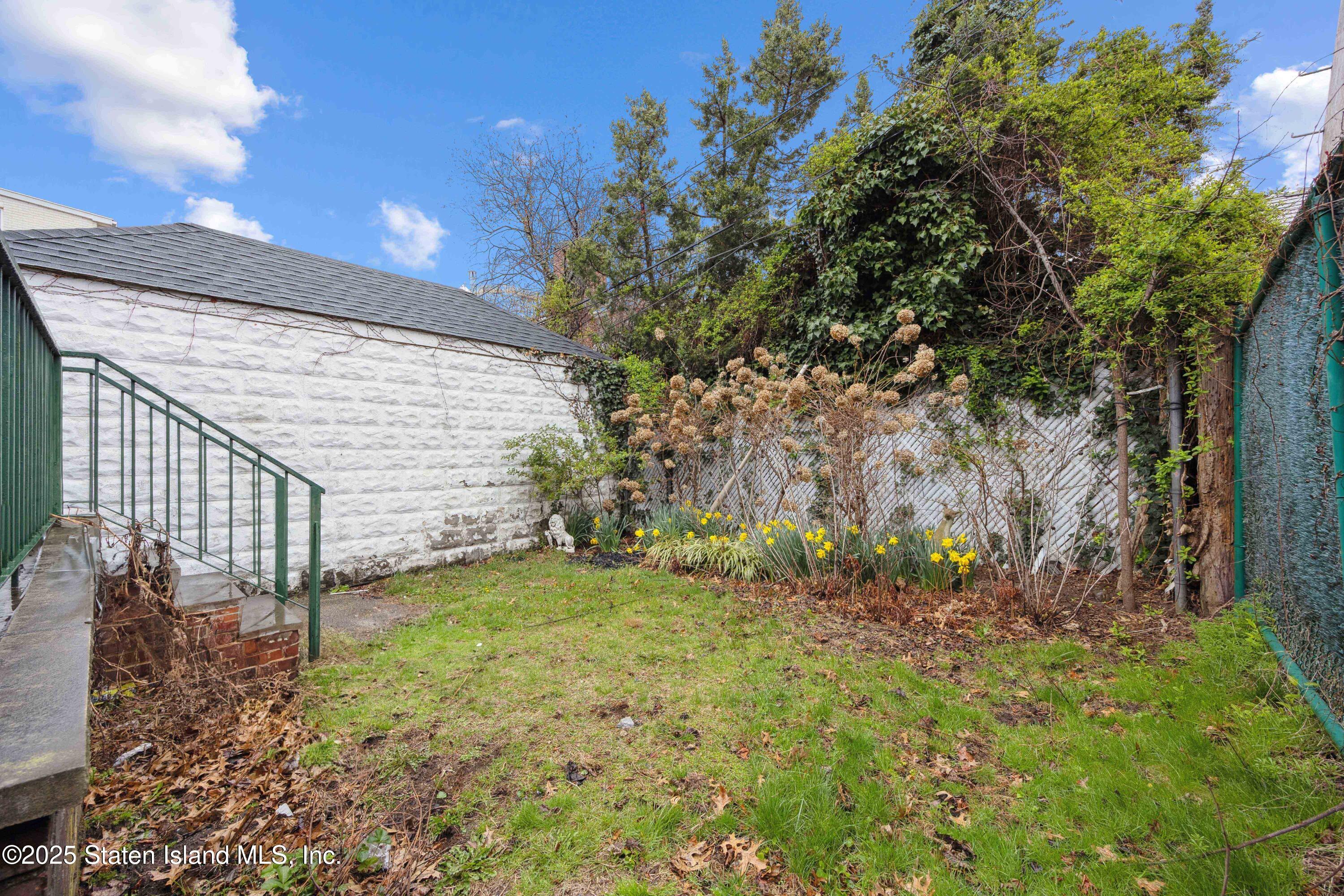 17 Coleridge Street, Brooklyn, New York image 21