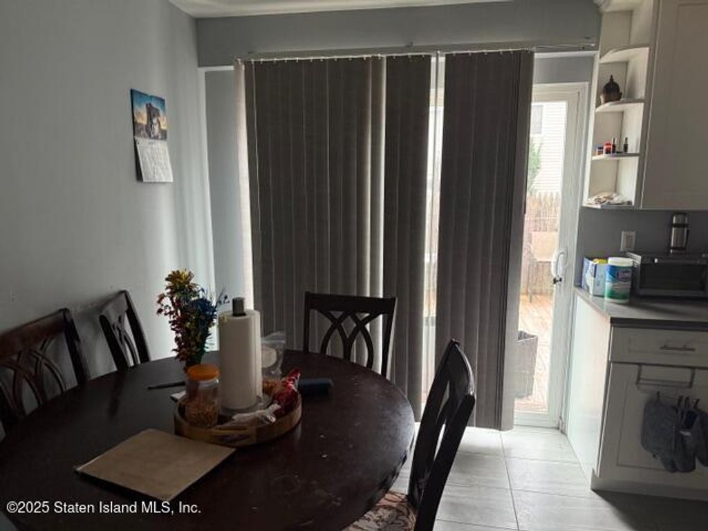 Photo of 104 Arnold Street, Staten Island, NY 10301 (MLS # 2506347)