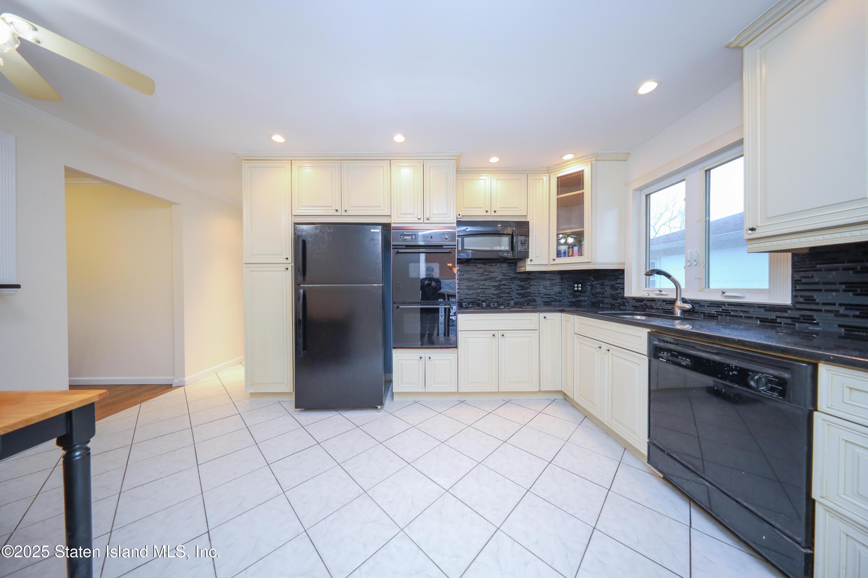 1272 Woodrow Road, Staten Island, New York image 8
