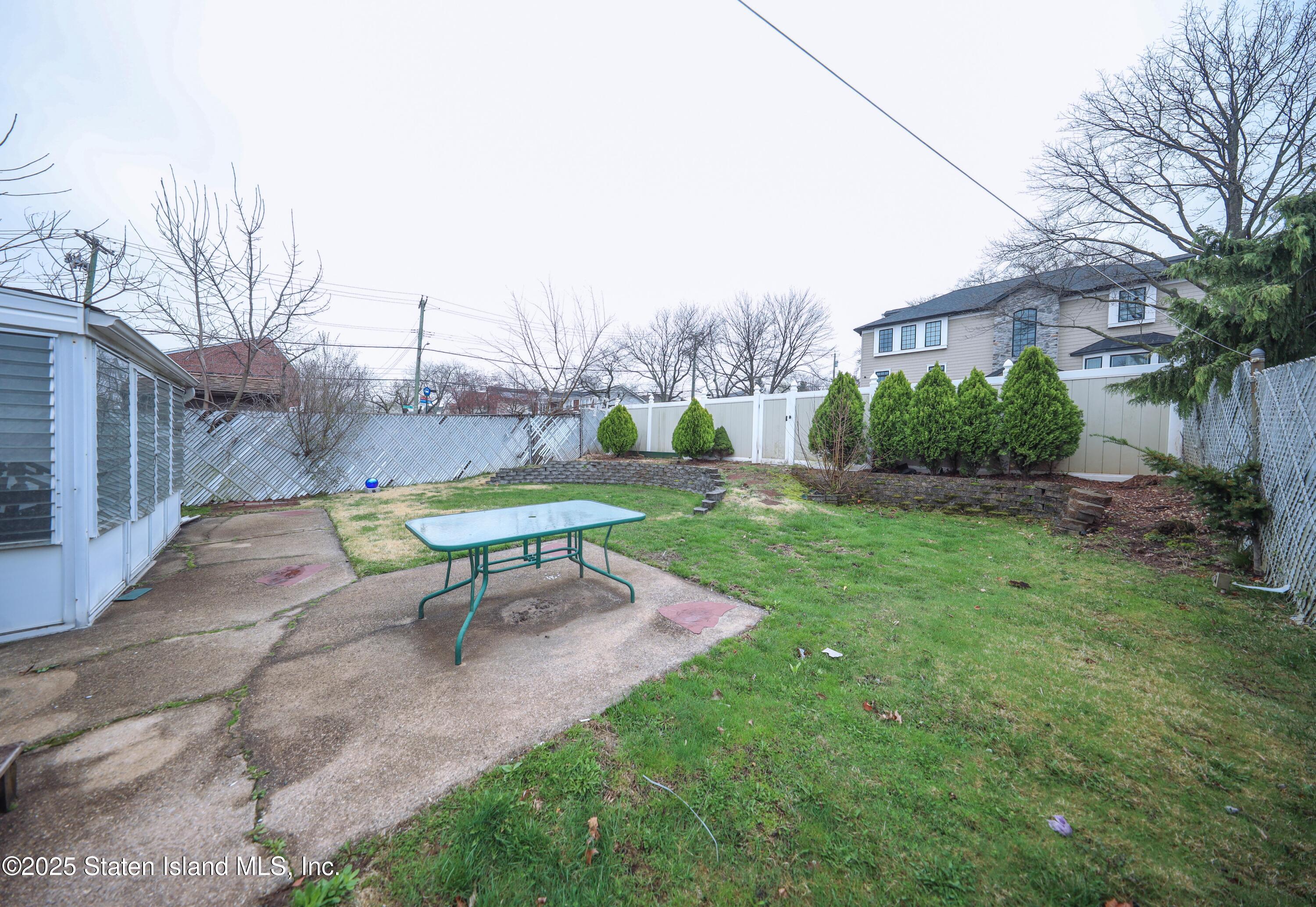 1272 Woodrow Road, Staten Island, New York image 22