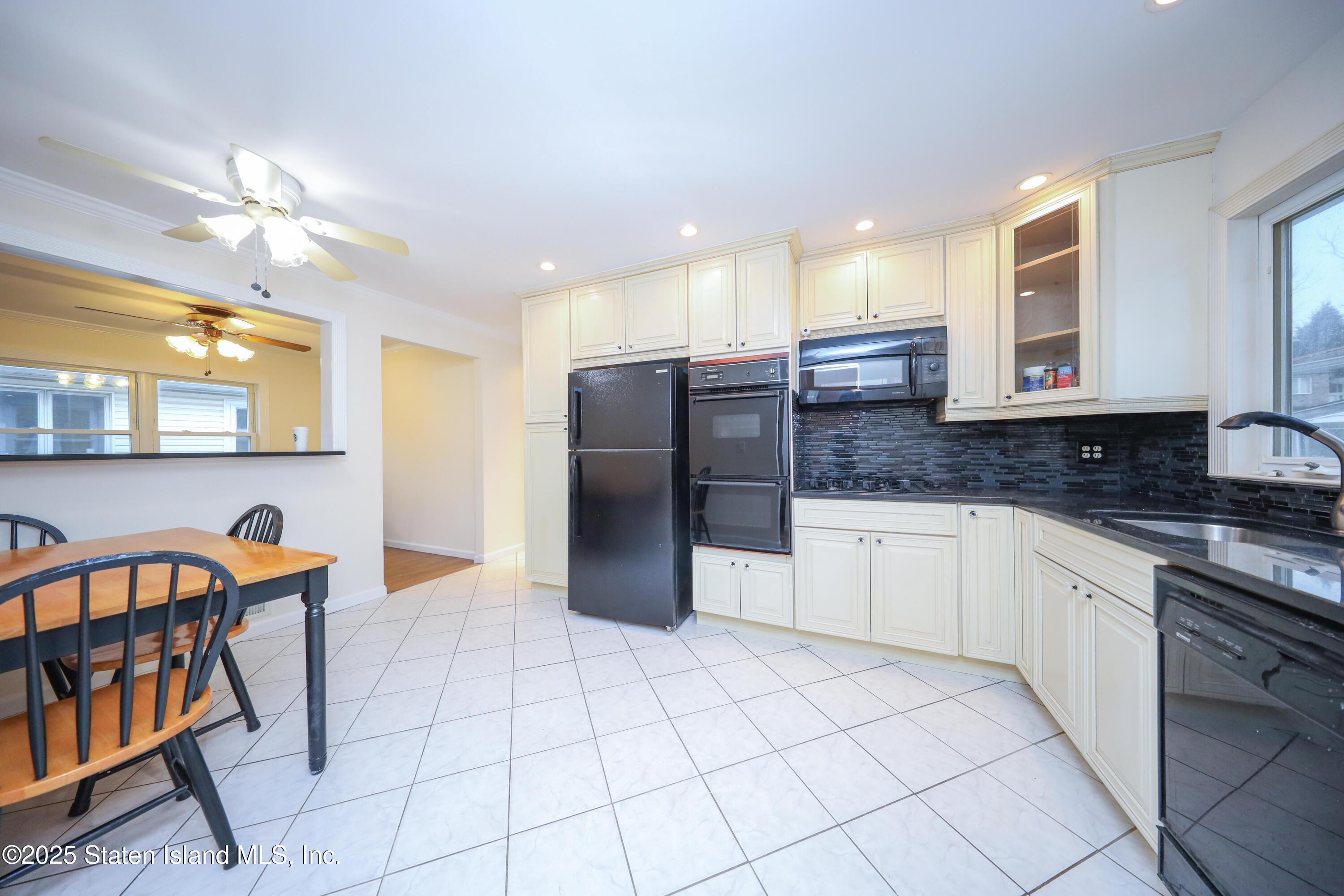 1272 Woodrow Road, Staten Island, New York image 10