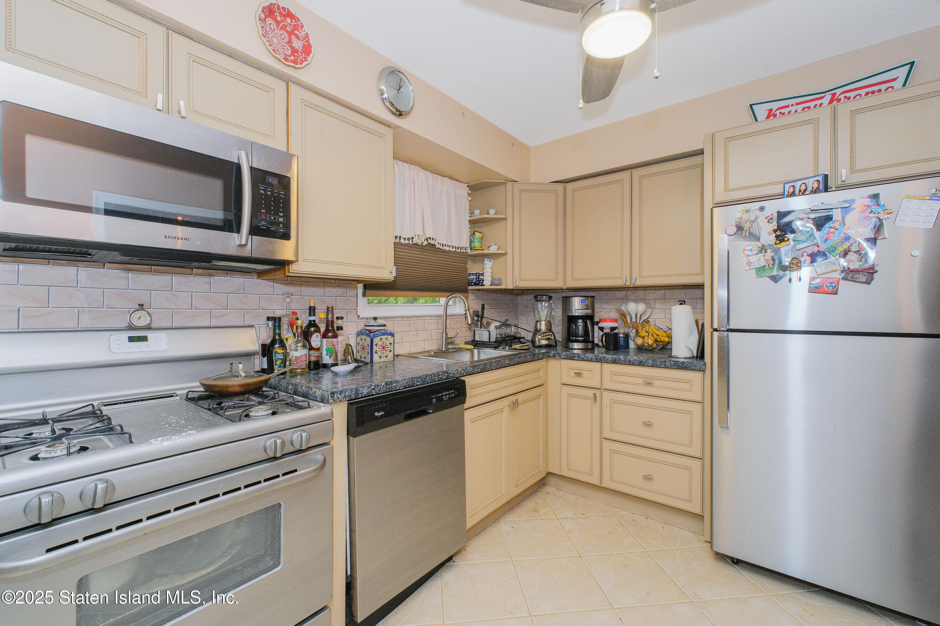 100 Bionia Avenue, Staten Island, New York image 8