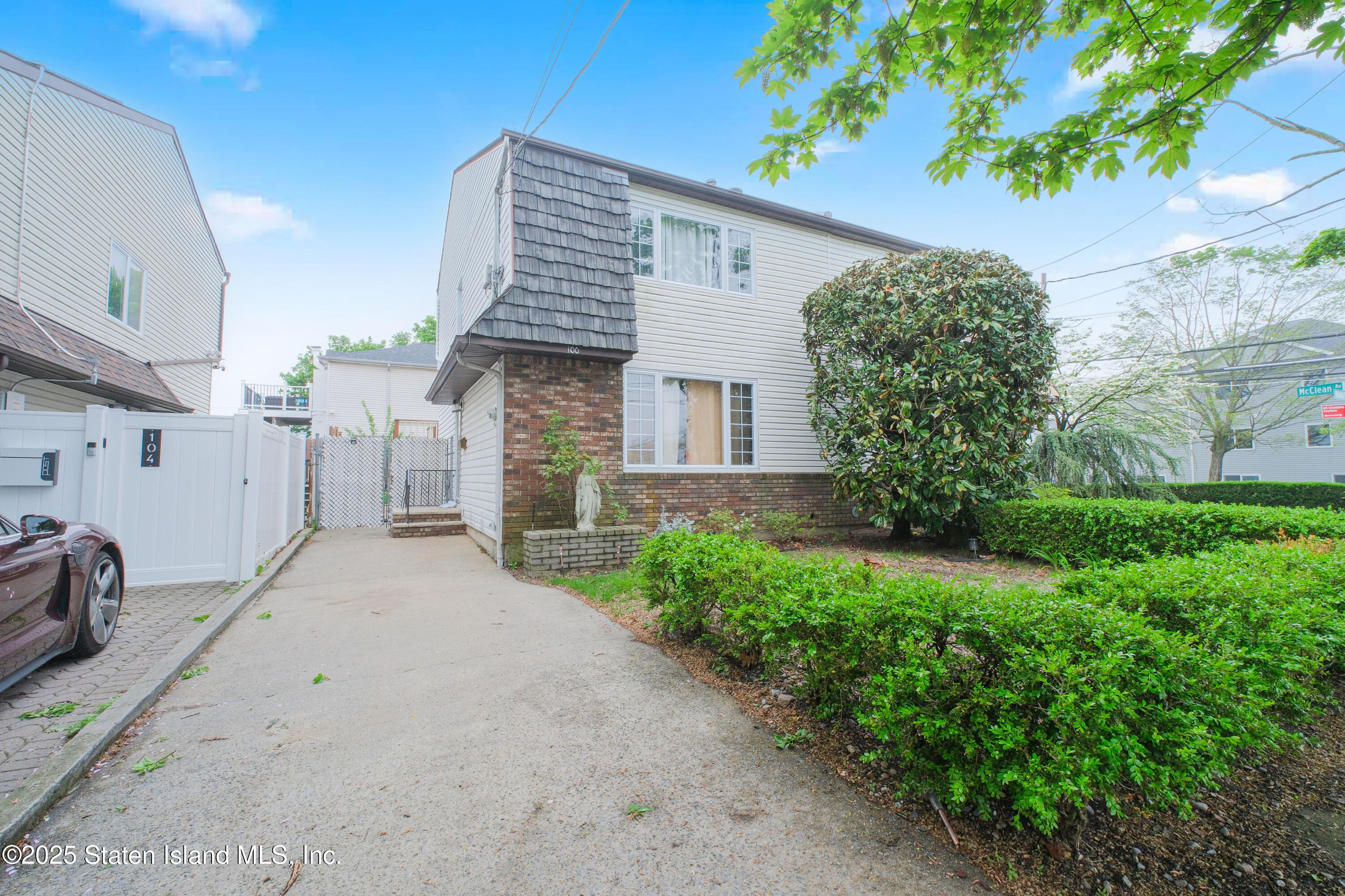 100 Bionia Avenue, Staten Island, New York image 2