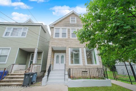 Photo of 18 Ely Street, Staten Island, NY 10301 (MLS # 2503452)
