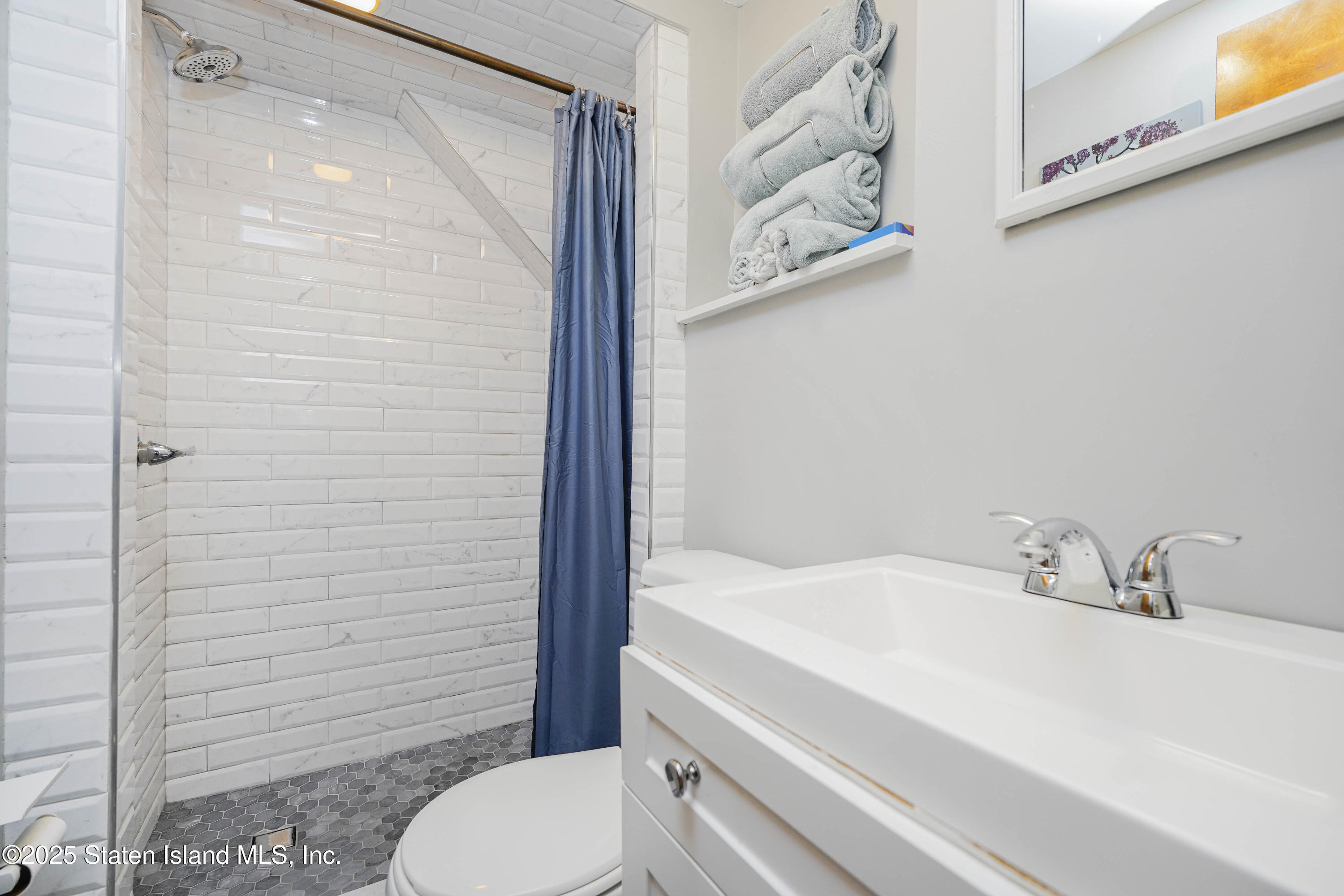 102 Burgher Avenue, Staten Island, New York image 25