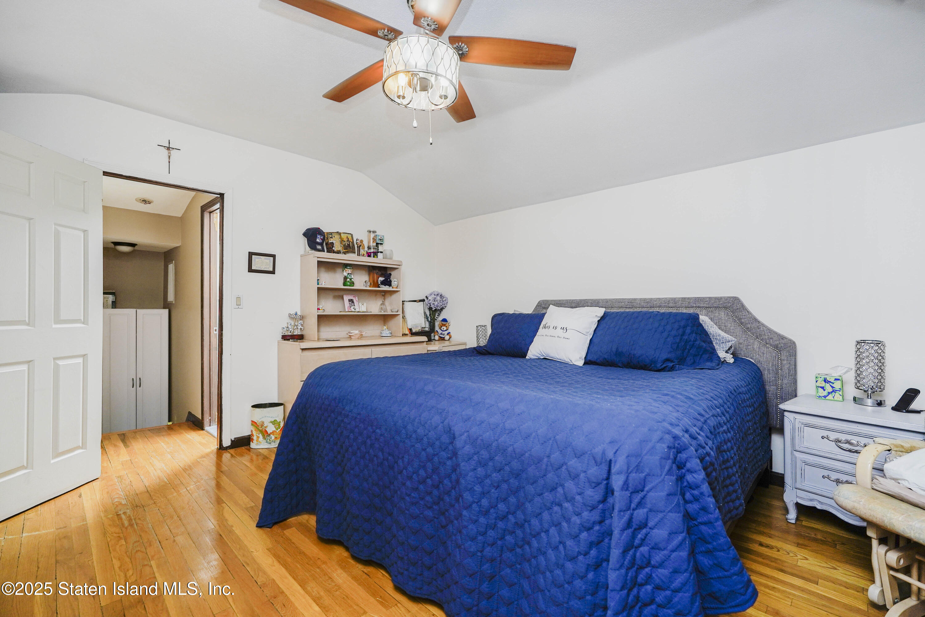 102 Burgher Avenue, Staten Island, New York image 26