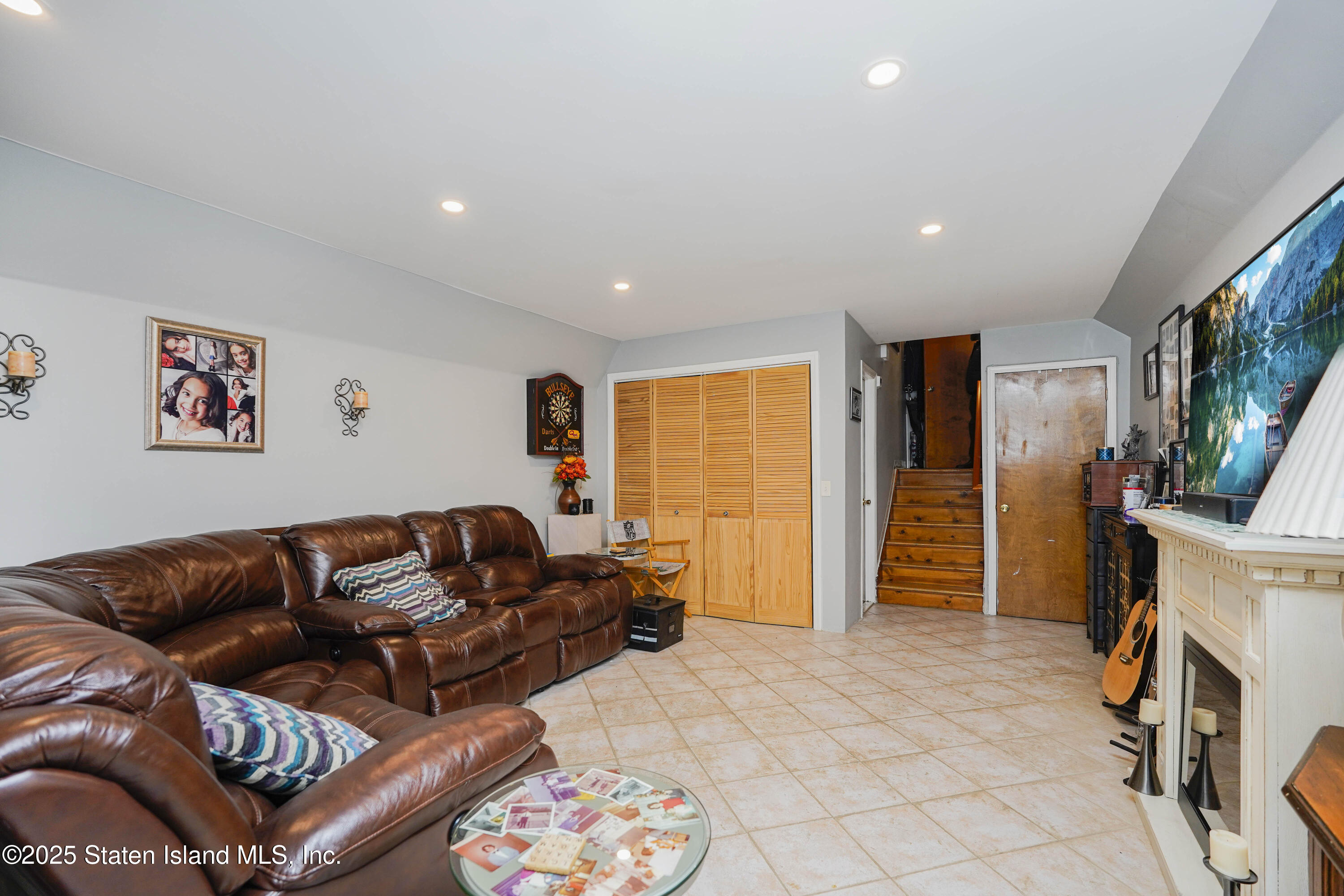 102 Burgher Avenue, Staten Island, New York image 8