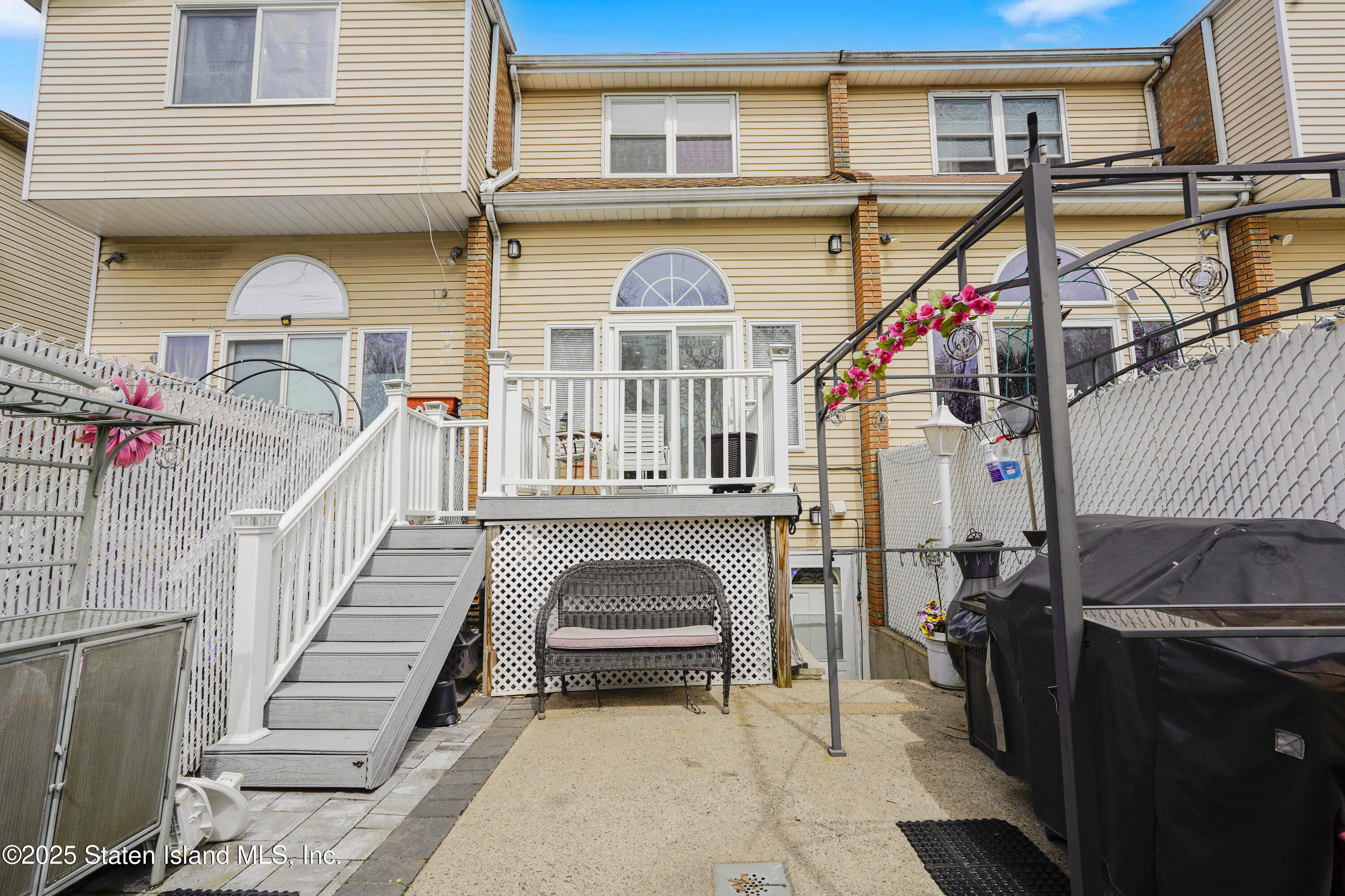 102 Burgher Avenue, Staten Island, New York image 31