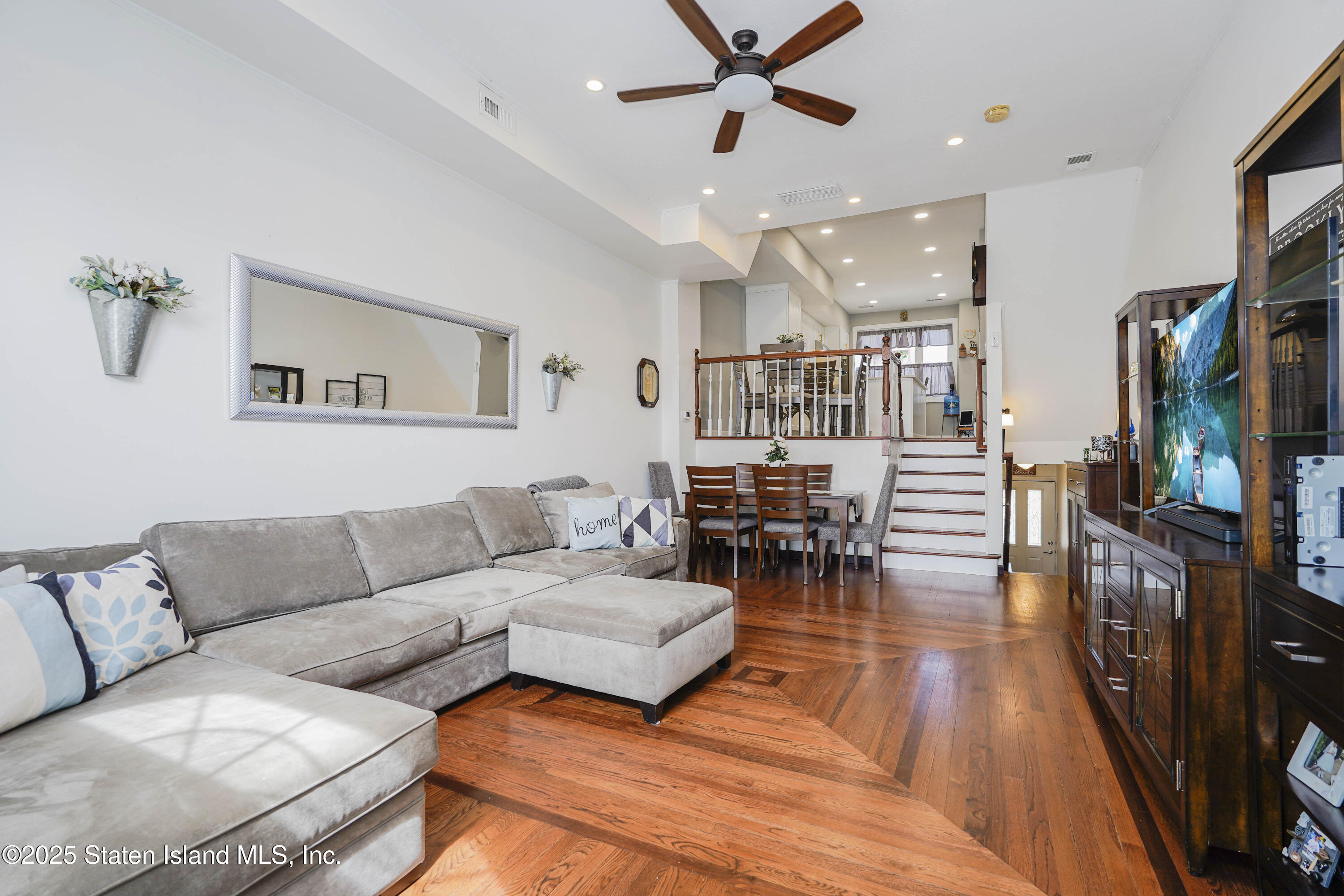 102 Burgher Avenue, Staten Island, New York image 11