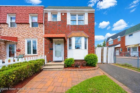 Photo of 317 Hillman Avenue, Staten Island, NY 10314 (MLS # 2602134)