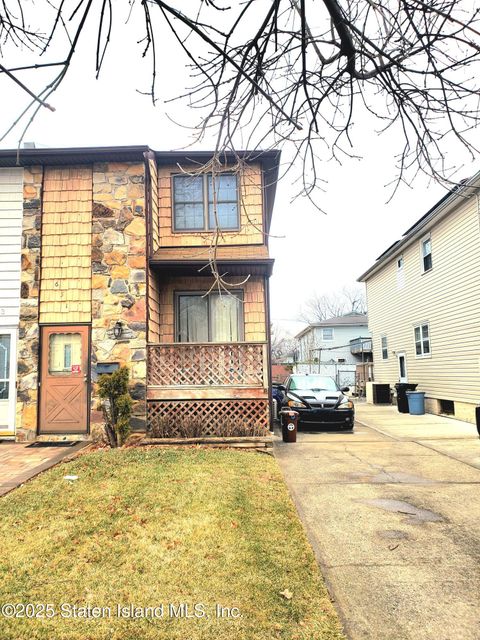 Photo of 631 Katan Avenue, Staten Island, NY 10312 (MLS # 2500308)