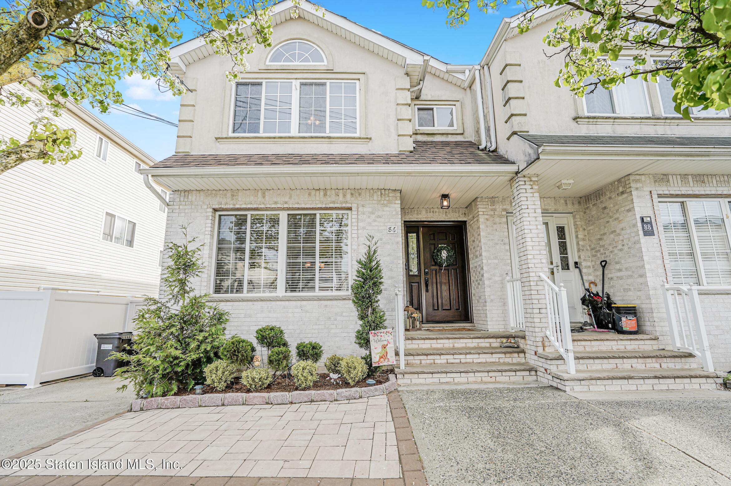 86 Ambassador Lane, Staten Island, New York image 1