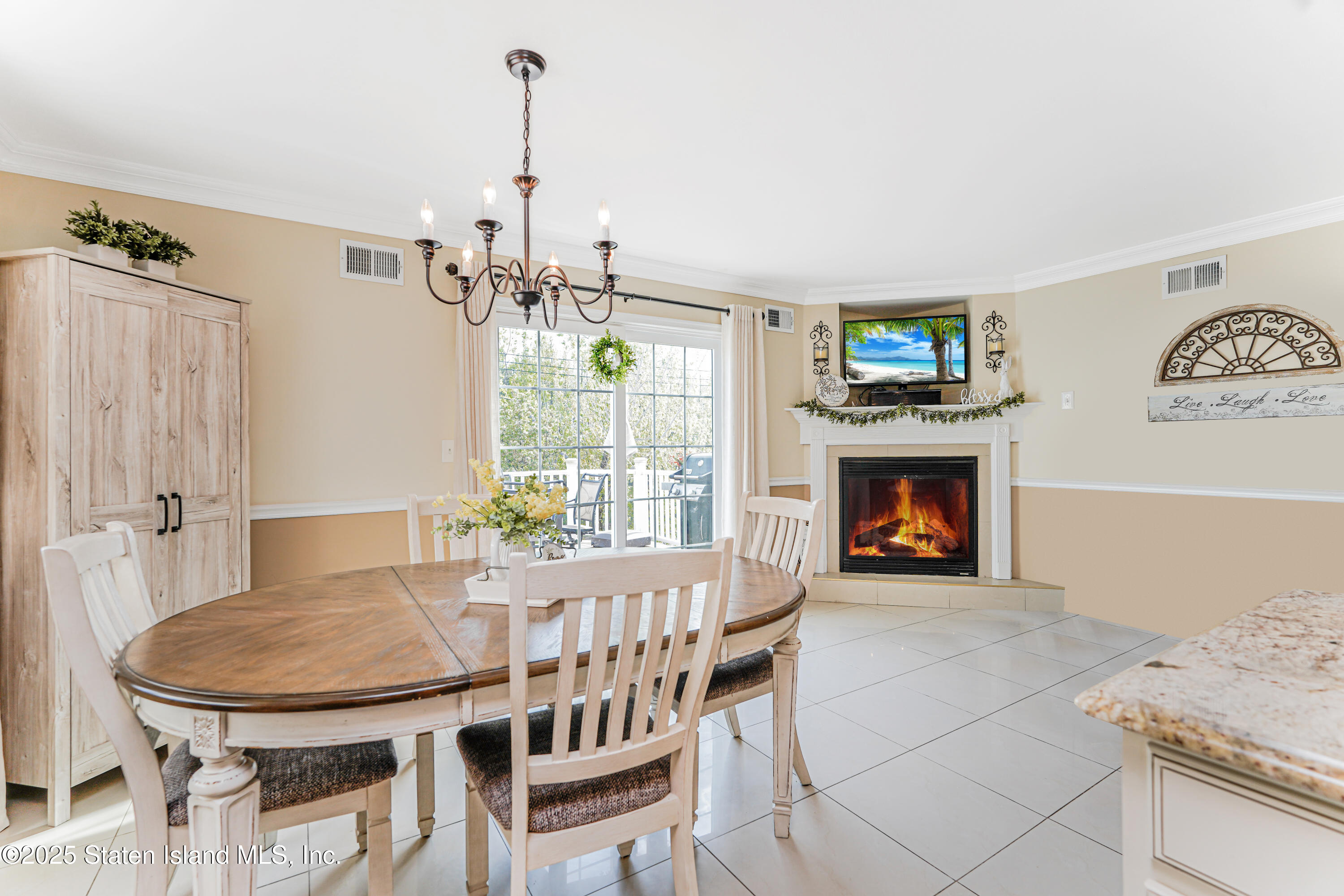 86 Ambassador Lane, Staten Island, New York image 12