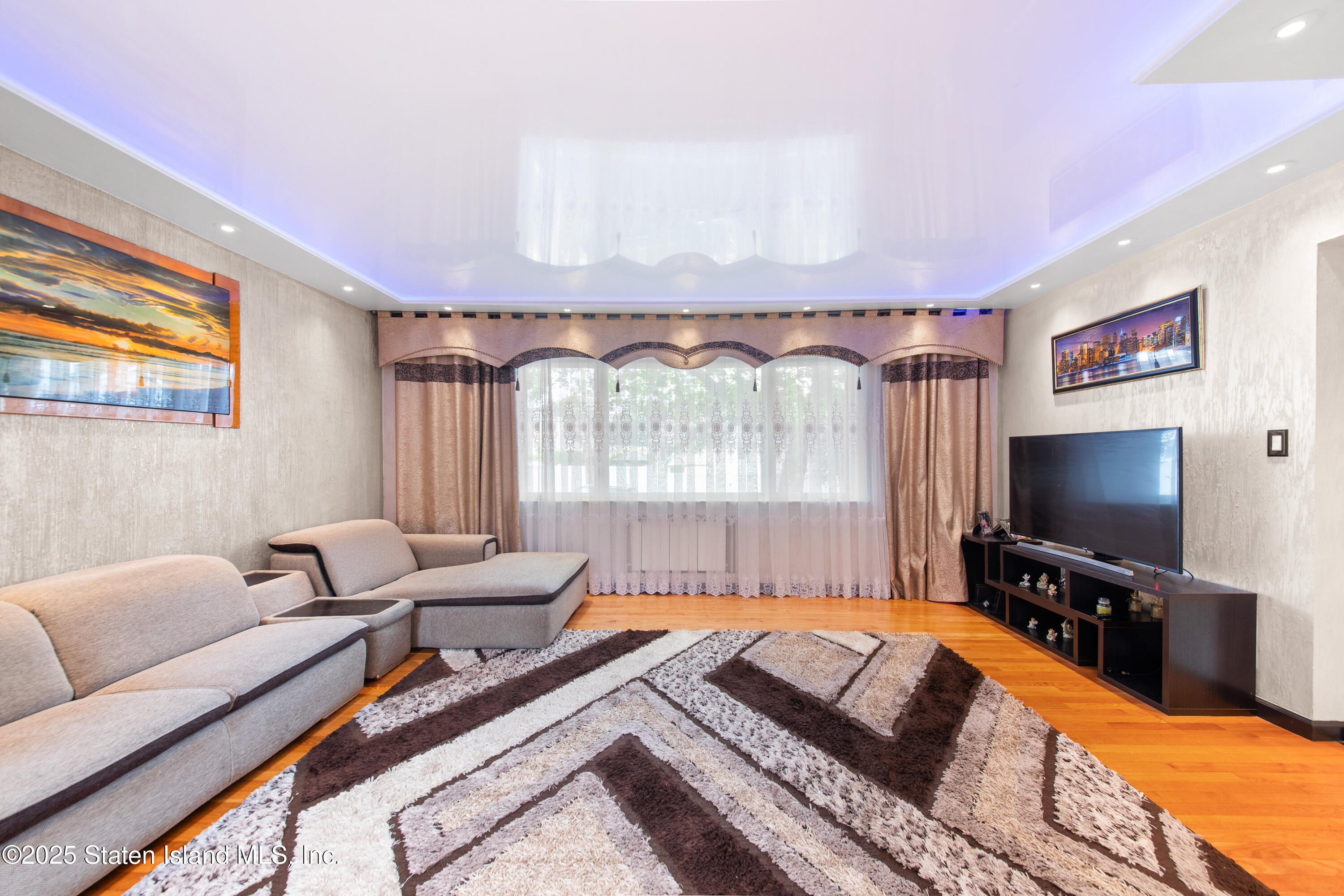 32 Henry Place, Staten Island, New York image 6