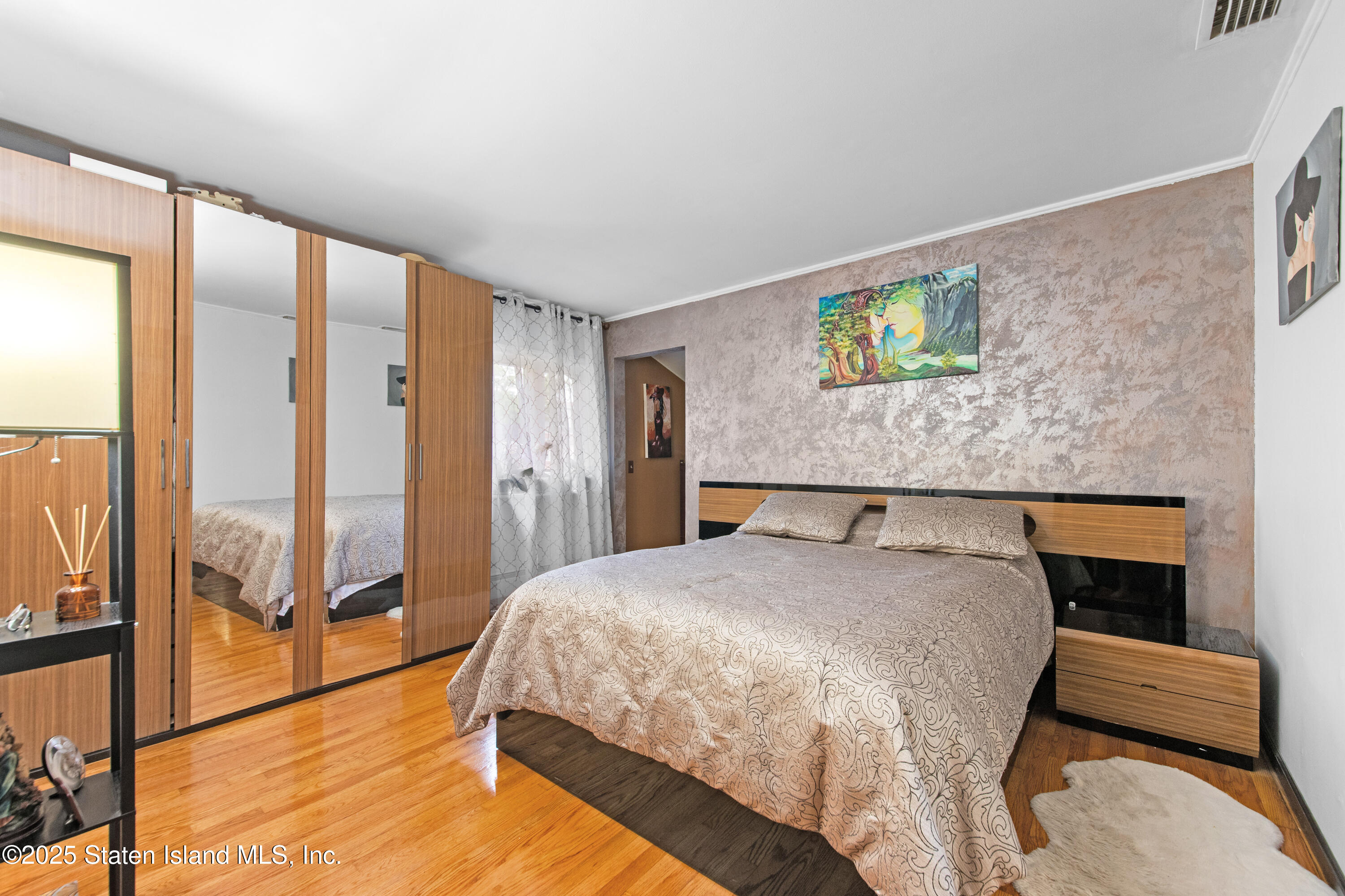 32 Henry Place, Staten Island, New York image 9