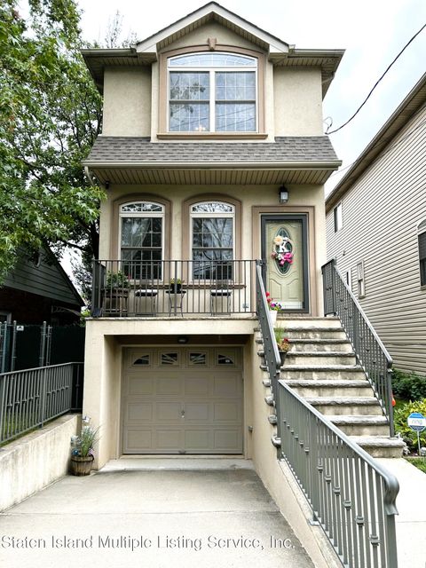 Photo of 9 Wild Avenue, Staten Island, NY 10314 (MLS # 1163996)