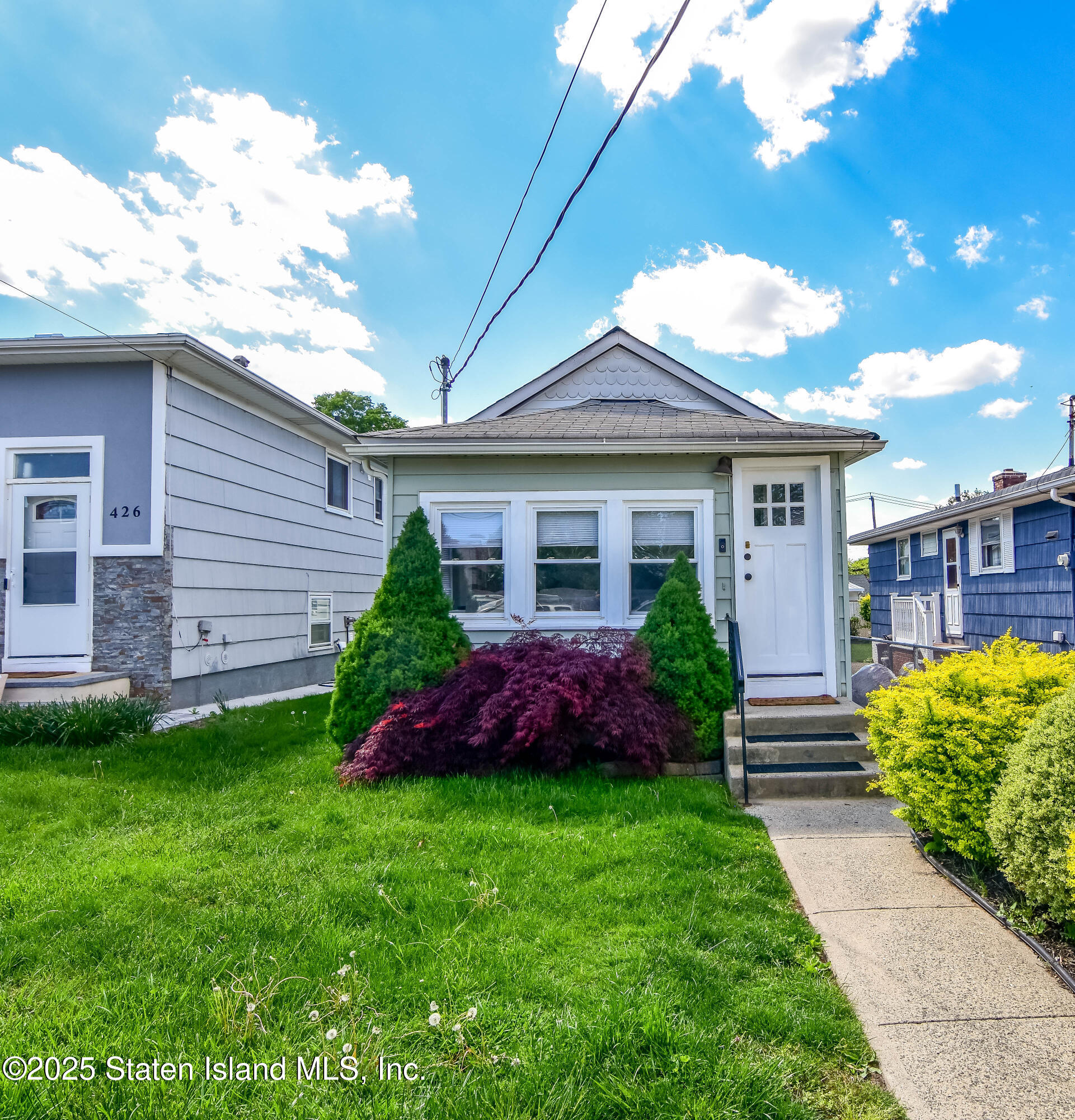 422 Crystal Avenue Ave, Staten Island, New York image 1