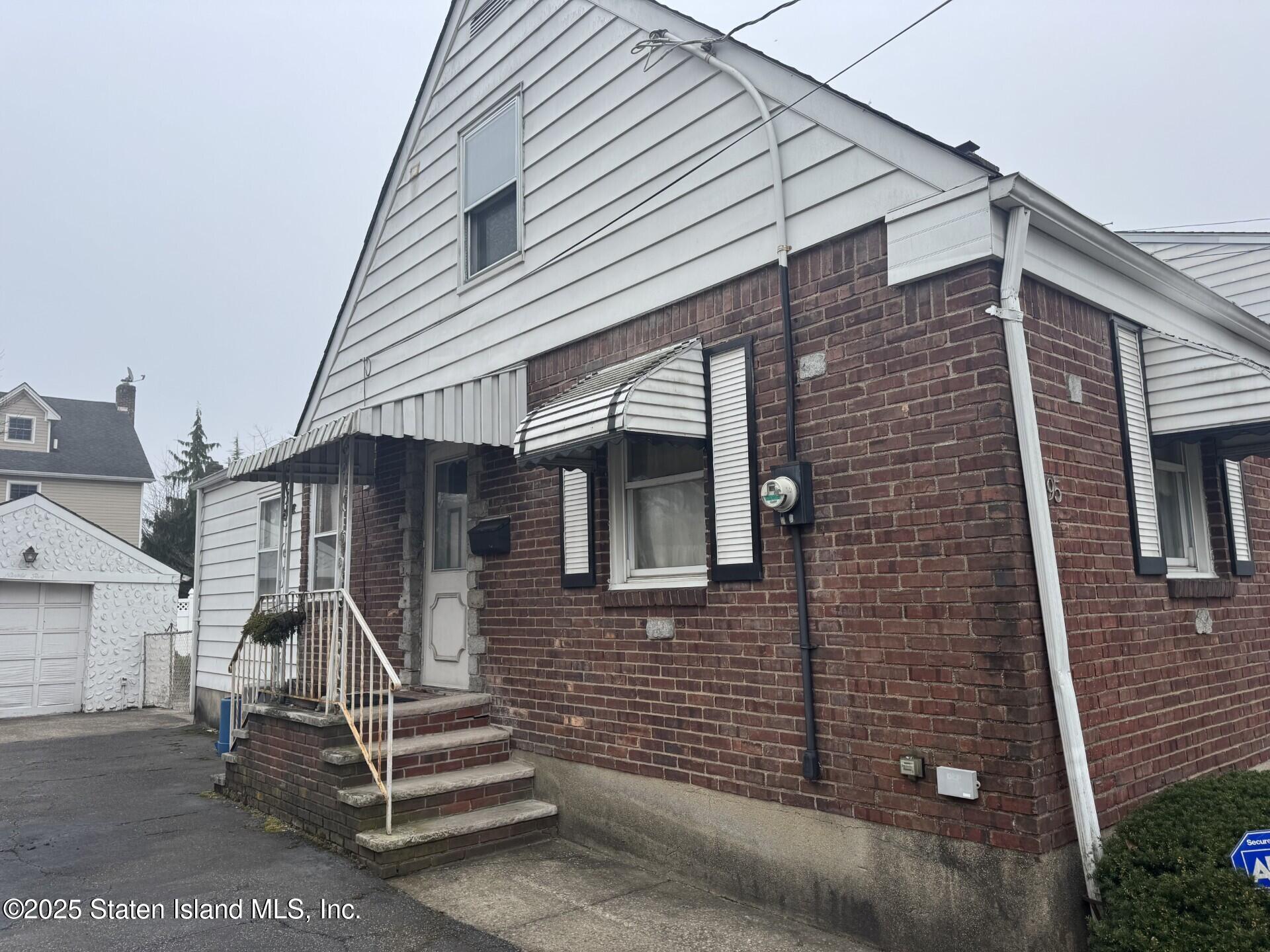 95 Bryson Avenue, Staten Island, New York image 3