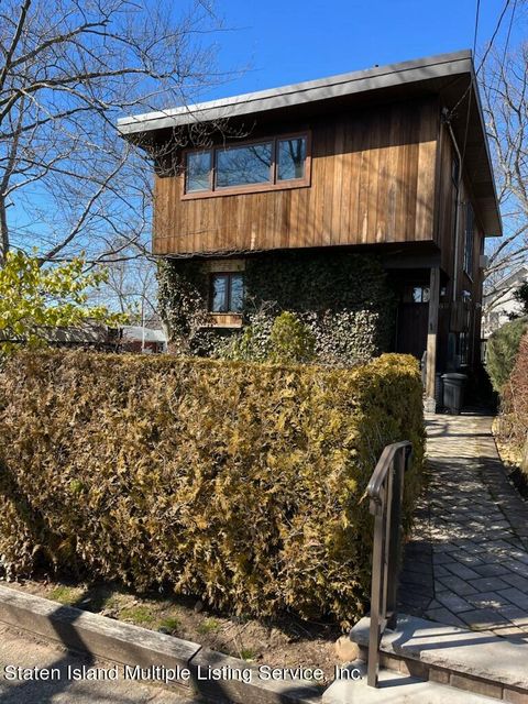 Photo of 69 Natick Street, Staten Island, NY 10306 (MLS # 1160941)