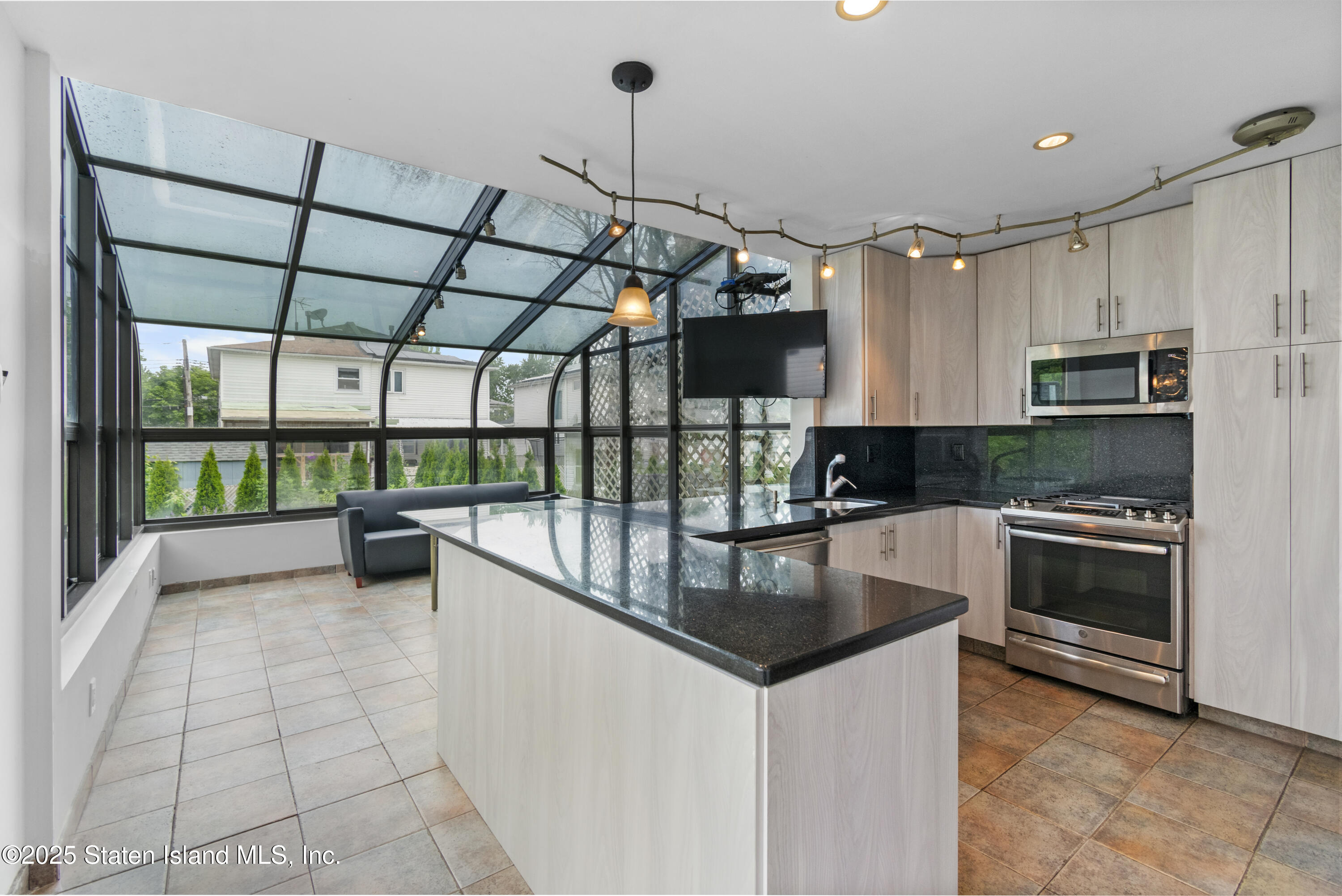 45 Dorothy Street, Staten Island, New York image 9