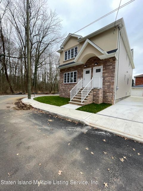 Photo of 94 Holten Avenue #2 Floor, Staten Island, NY 10309 (MLS # 1159504)