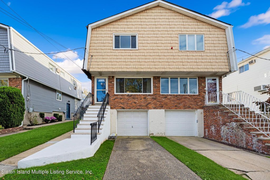 Photo of 30 Boone Street, Staten Island, NY 10314 (MLS # 1165001)