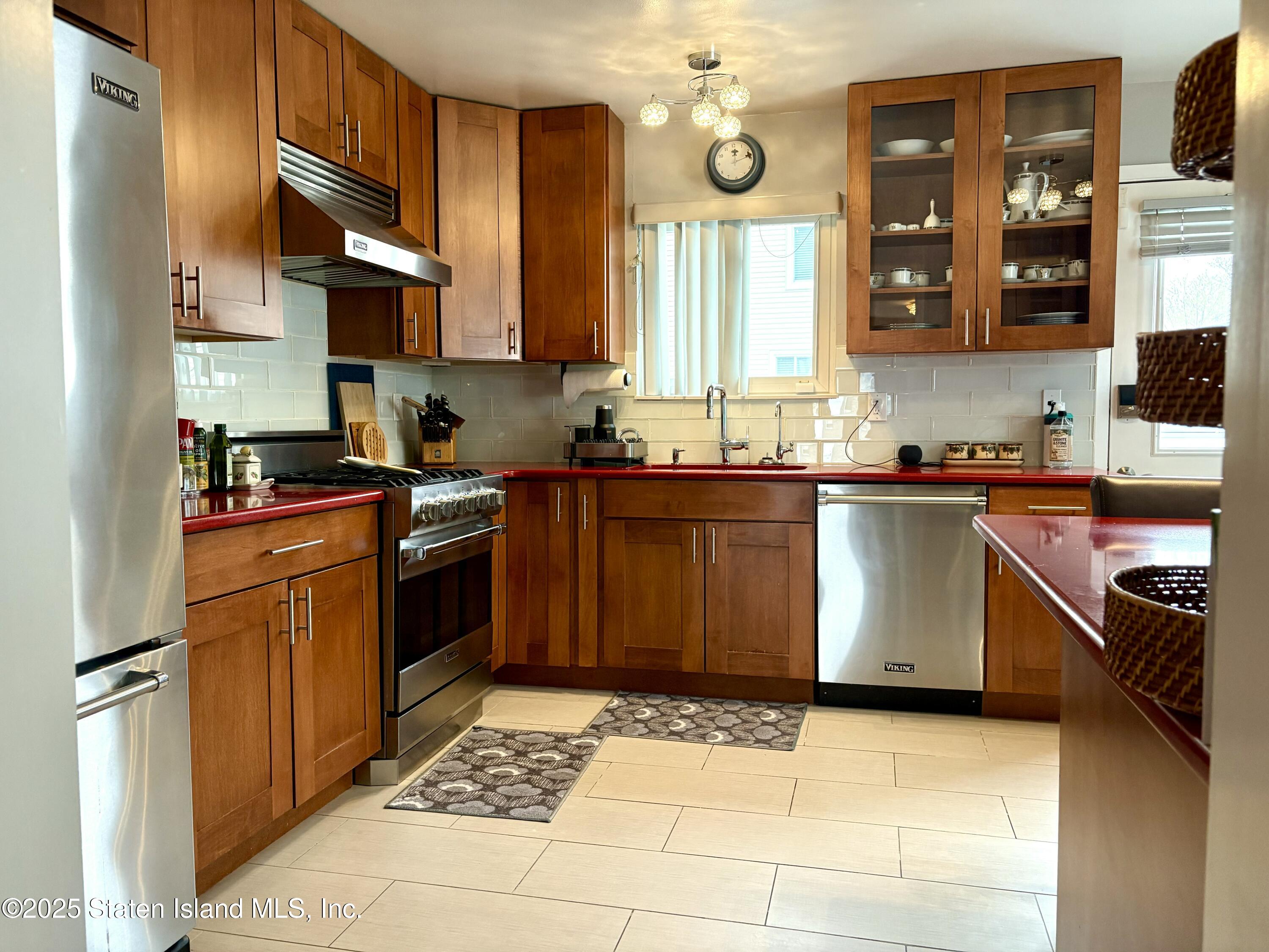 26 Mott Street, Staten Island, New York image 8