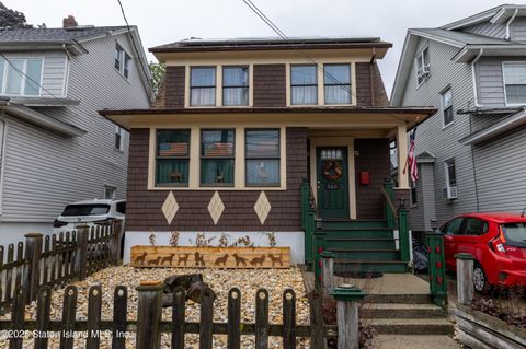 Photo of 348 Decker Avenue, Staten Island, NY 10302 (MLS # 2504985)