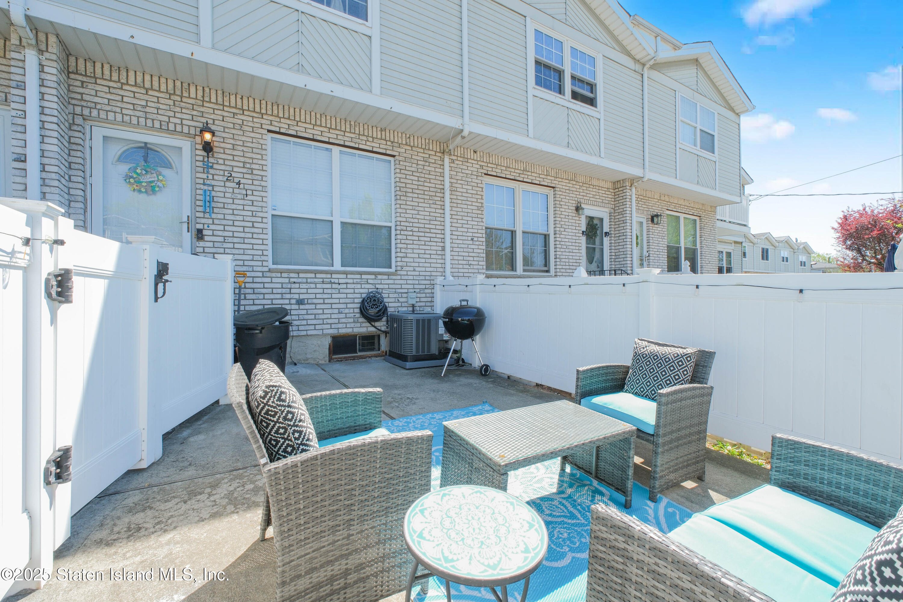 241 Loretto Street, Staten Island, New York image 4