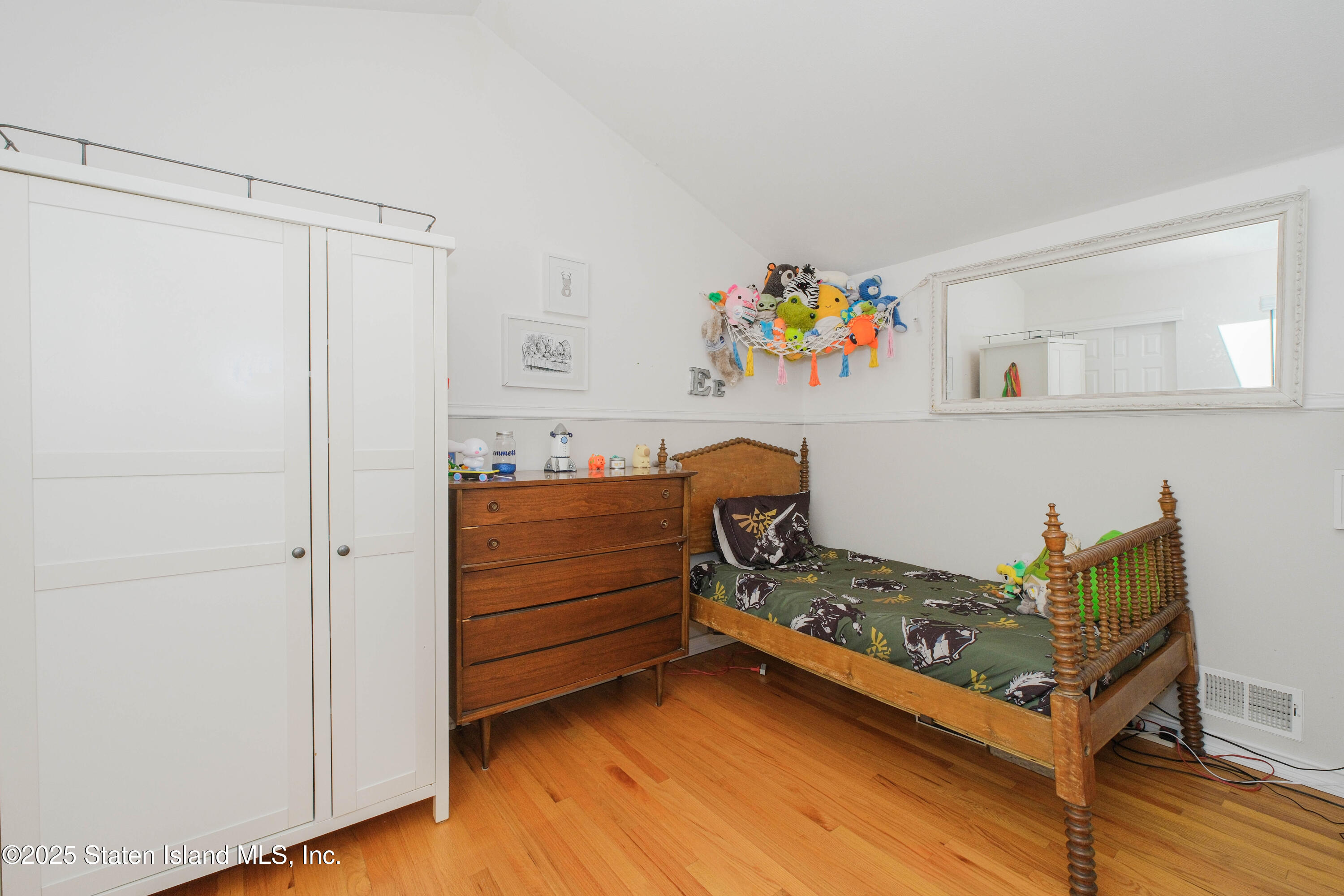 241 Loretto Street, Staten Island, New York image 13