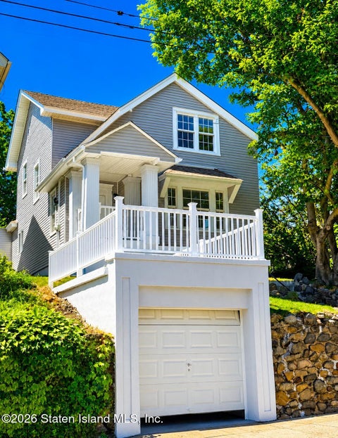 Photo of 402 Woodstock Avenue, Staten Island, NY 10301 (MLS # 2603887)