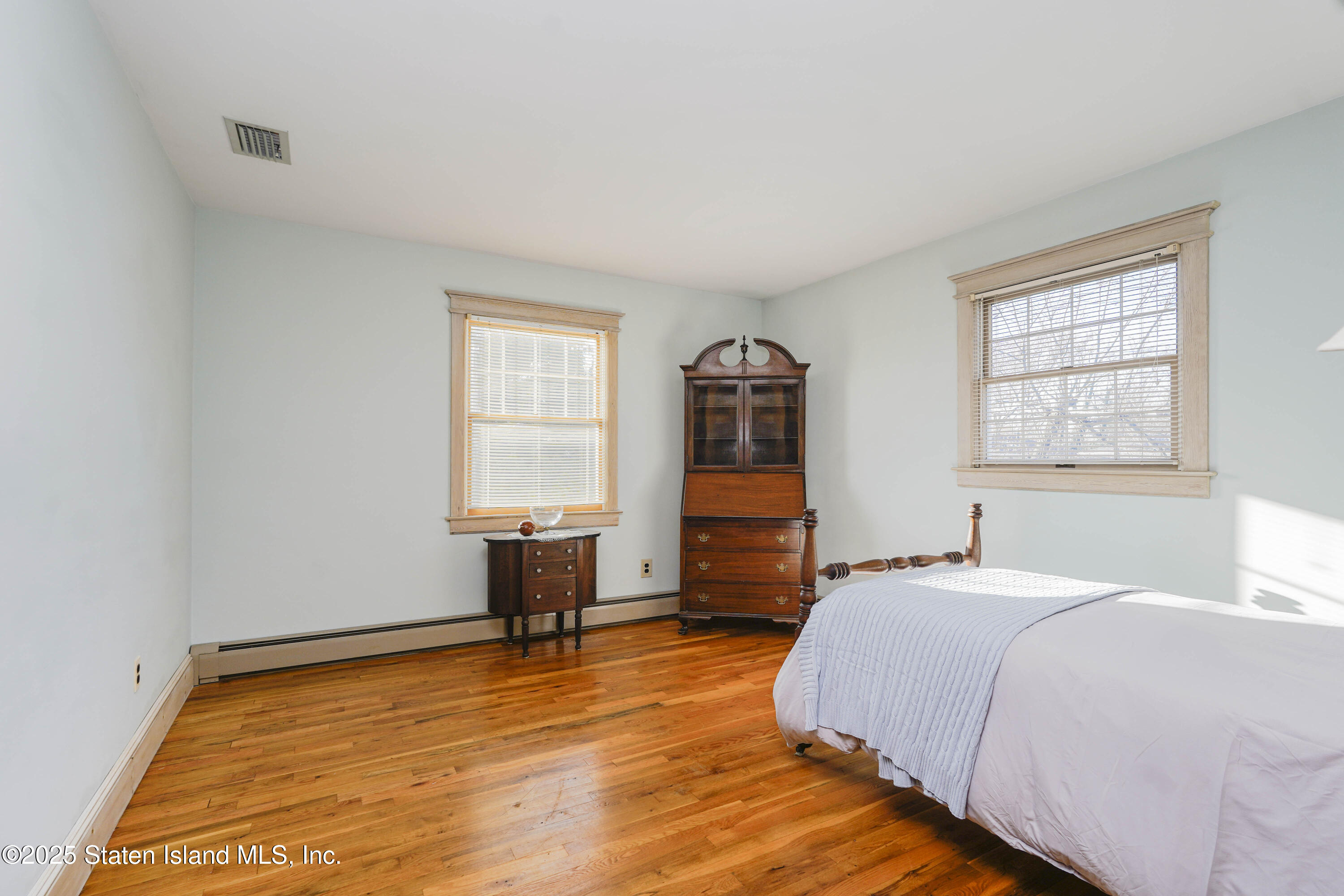 375 Clarke Avenue, Staten Island, New York image 35