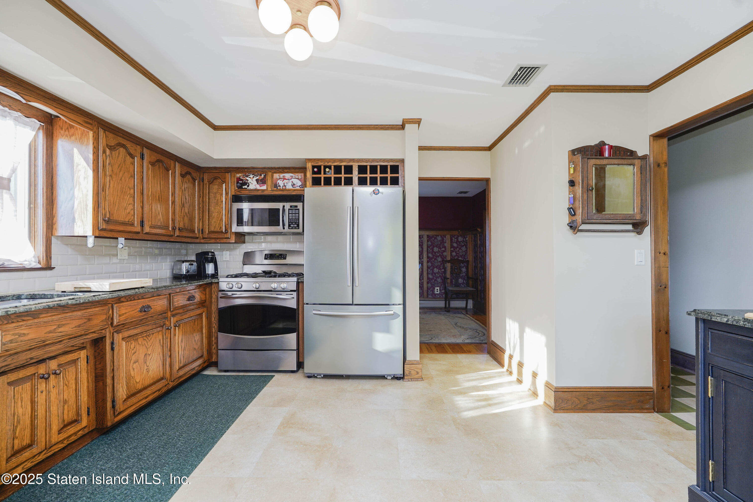 375 Clarke Avenue, Staten Island, New York image 19