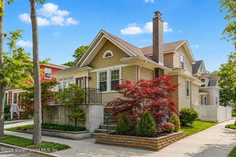 Photo of 153 Bidwell Avenue, Staten Island, NY 10314 (MLS # 2602930)