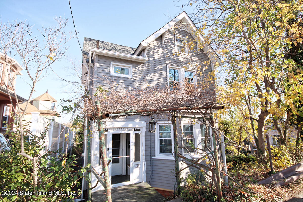 311 Tompkins Avenue, Staten Island, New York image 1