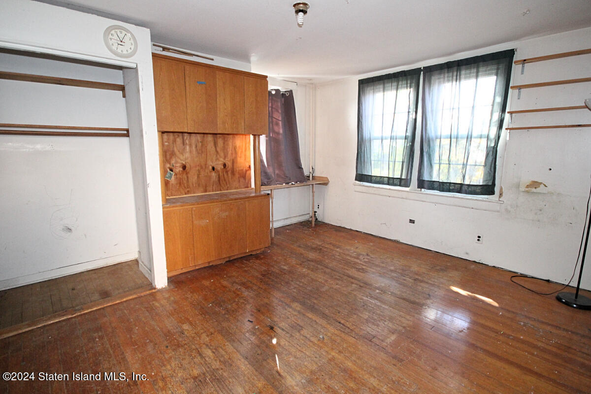 311 Tompkins Avenue, Staten Island, New York image 12