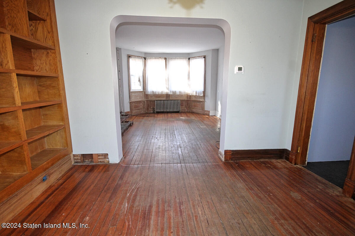 311 Tompkins Avenue, Staten Island, New York image 7