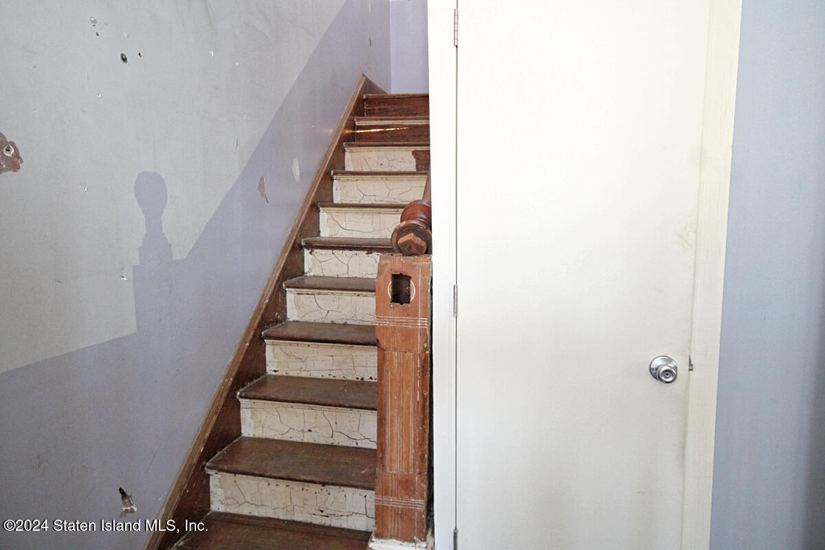 311 Tompkins Avenue, Staten Island, New York image 17